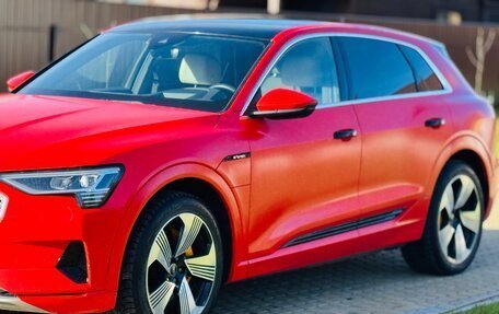 Audi e-tron I, 2021 год, 5 600 000 рублей, 4 фотография