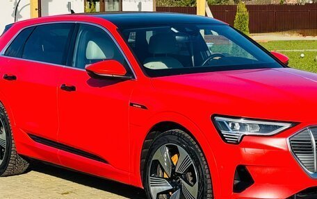 Audi e-tron I, 2021 год, 5 600 000 рублей, 2 фотография