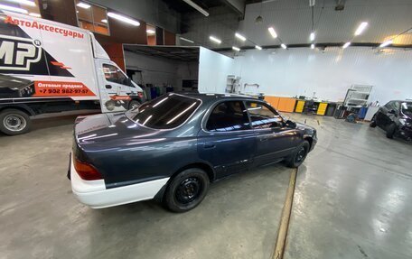 Toyota Vista, 1993 год, 205 000 рублей, 2 фотография