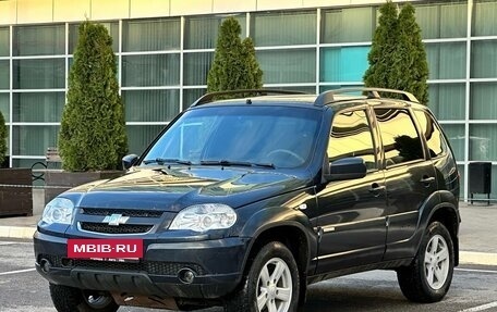 Chevrolet Niva I рестайлинг, 2015 год, 620 990 рублей, 8 фотография