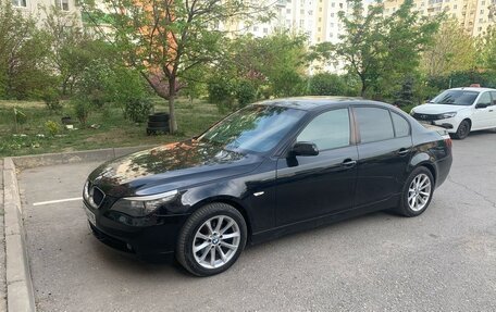 BMW 5 серия, 2007 год, 890 000 рублей, 2 фотография