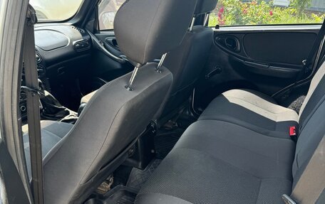 Chevrolet Niva I рестайлинг, 2010 год, 650 000 рублей, 12 фотография