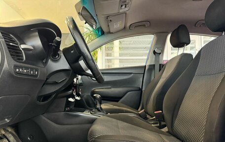 KIA Rio IV, 2019 год, 1 331 400 рублей, 10 фотография