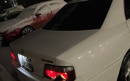 Toyota Chaser VI, 2000 год, 800 000 рублей, 3 фотография