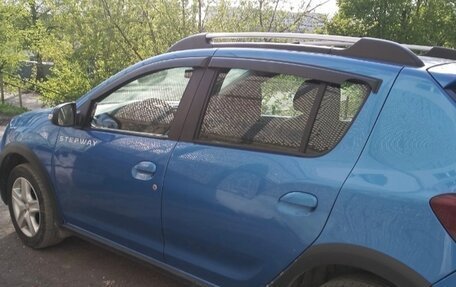 Renault Sandero II рестайлинг, 2017 год, 750 000 рублей, 3 фотография