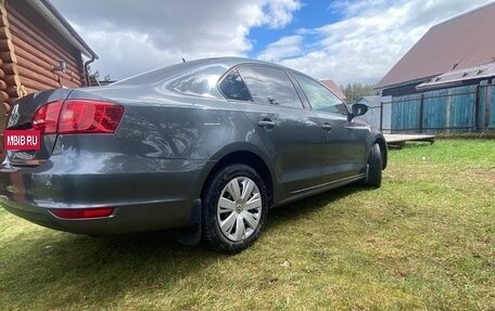 Volkswagen Jetta VI, 2012 год, 949 990 рублей, 3 фотография