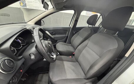 Renault Logan II, 2019 год, 800 000 рублей, 9 фотография