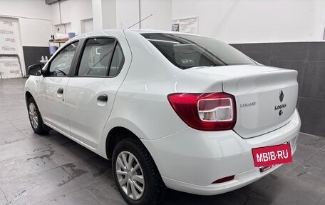 Renault Logan II, 2019 год, 800 000 рублей, 5 фотография
