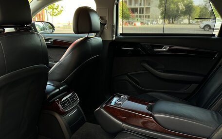 Audi A8, 2011 год, 2 050 000 рублей, 10 фотография