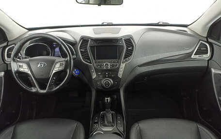 Hyundai Santa Fe III рестайлинг, 2014 год, 2 000 000 рублей, 17 фотография