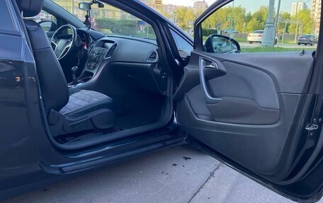 Opel Astra J, 2012 год, 800 000 рублей, 10 фотография