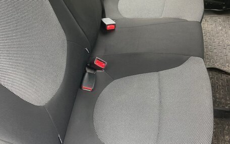 Hyundai Solaris II рестайлинг, 2013 год, 635 000 рублей, 13 фотография
