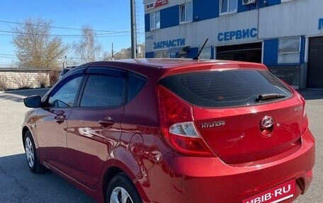 Hyundai Solaris II рестайлинг, 2011 год, 650 000 рублей, 5 фотография
