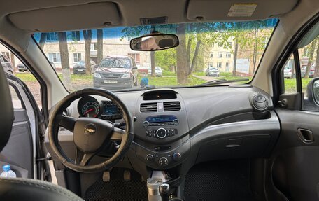 Chevrolet Spark III, 2011 год, 430 000 рублей, 4 фотография