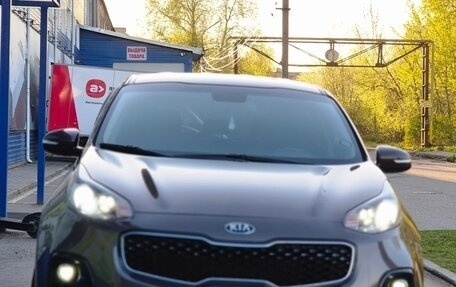 KIA Sportage IV рестайлинг, 2018 год, 2 000 000 рублей, 4 фотография