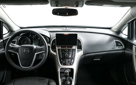 Opel Astra J, 2011 год, 770 000 рублей, 11 фотография