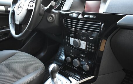 Opel Astra H, 2011 год, 700 000 рублей, 10 фотография