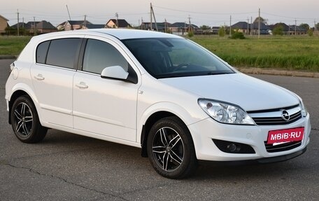 Opel Astra H, 2011 год, 700 000 рублей, 18 фотография