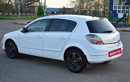 Opel Astra H, 2011 год, 700 000 рублей, 25 фотография