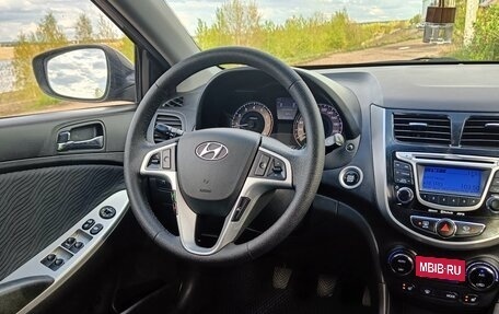 Hyundai Solaris II рестайлинг, 2011 год, 648 000 рублей, 19 фотография