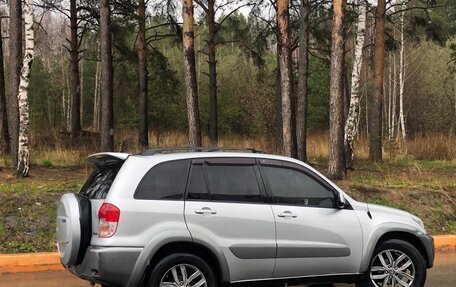 Toyota RAV4, 2001 год, 700 000 рублей, 4 фотография