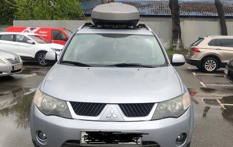Mitsubishi Outlander III рестайлинг 3, 2008 год, 990 000 рублей, 3 фотография