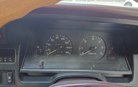 Toyota HiAce H100, 1993 год, 650 000 рублей, 3 фотография