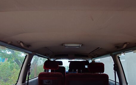 Toyota HiAce H100, 1993 год, 650 000 рублей, 5 фотография