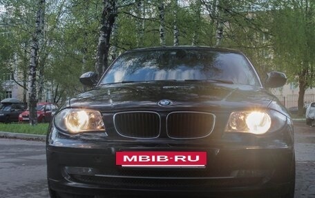 BMW 1 серия, 2011 год, 1 100 000 рублей, 3 фотография