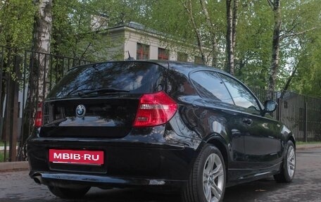 BMW 1 серия, 2011 год, 1 100 000 рублей, 7 фотография