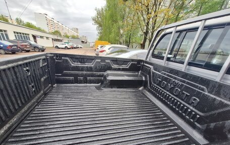 Toyota Hilux VIII, 2023 год, 5 900 000 рублей, 9 фотография