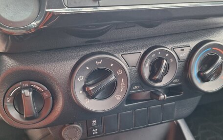 Toyota Hilux VIII, 2023 год, 5 900 000 рублей, 20 фотография
