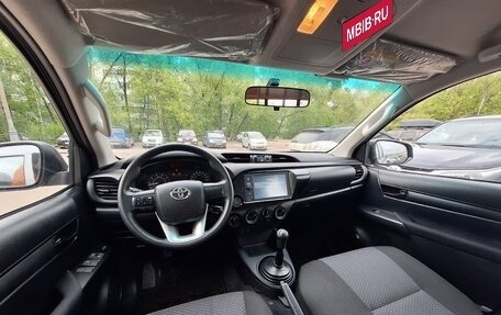 Toyota Hilux VIII, 2023 год, 5 900 000 рублей, 15 фотография