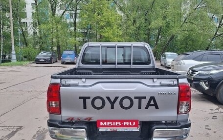 Toyota Hilux VIII, 2023 год, 5 900 000 рублей, 8 фотография