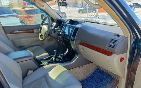 Toyota Land Cruiser Prado 120 рестайлинг, 2005 год, 2 260 000 рублей, 10 фотография