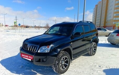 Toyota Land Cruiser Prado 120 рестайлинг, 2005 год, 2 260 000 рублей, 2 фотография