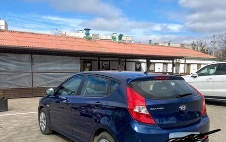 Hyundai Solaris II рестайлинг, 2016 год, 1 100 000 рублей, 1 фотография