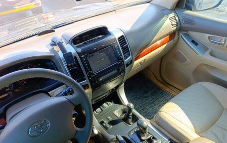 Toyota Land Cruiser Prado 120 рестайлинг, 2005 год, 2 260 000 рублей, 19 фотография