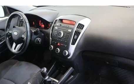 KIA cee'd I рестайлинг, 2011 год, 599 000 рублей, 5 фотография