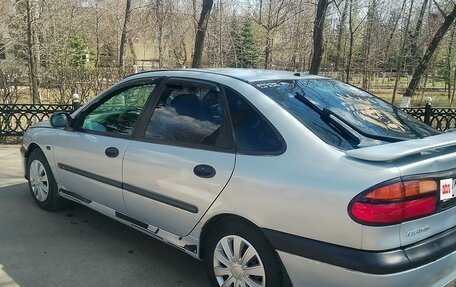Renault Laguna II, 2000 год, 290 000 рублей, 5 фотография