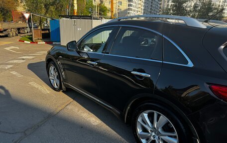 Infiniti QX70, 2015 год, 2 655 000 рублей, 2 фотография