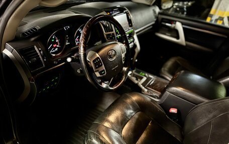 Toyota Land Cruiser 200, 2012 год, 3 500 000 рублей, 11 фотография