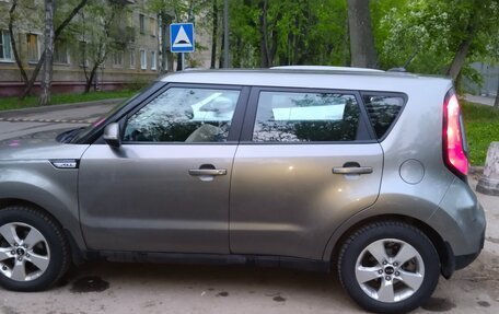 KIA Soul II рестайлинг, 2017 год, 1 300 000 рублей, 9 фотография