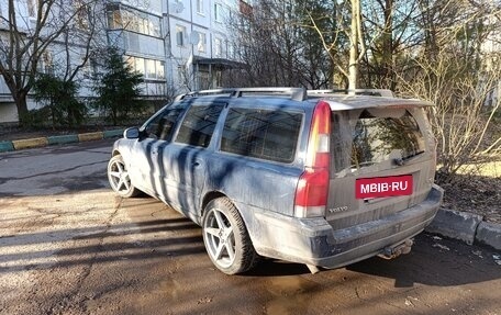 Volvo V70 III рестайлинг, 2001 год, 640 000 рублей, 5 фотография