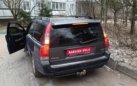 Volvo V70 III рестайлинг, 2001 год, 640 000 рублей, 7 фотография