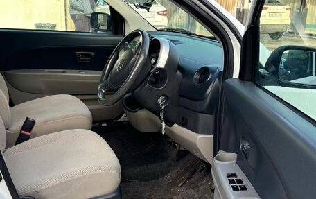 Toyota Passo III, 2004 год, 390 000 рублей, 12 фотография