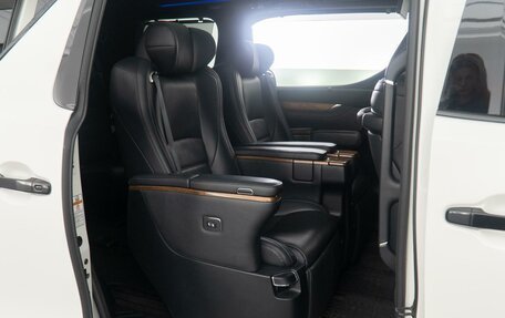Toyota Alphard III, 2016 год, 4 490 000 рублей, 7 фотография
