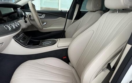 Mercedes-Benz CLS, 2022 год, 5 490 000 рублей, 8 фотография