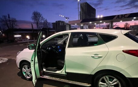 Hyundai ix35 I рестайлинг, 2012 год, 949 000 рублей, 4 фотография