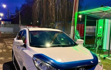 Hyundai ix35 I рестайлинг, 2012 год, 949 000 рублей, 2 фотография